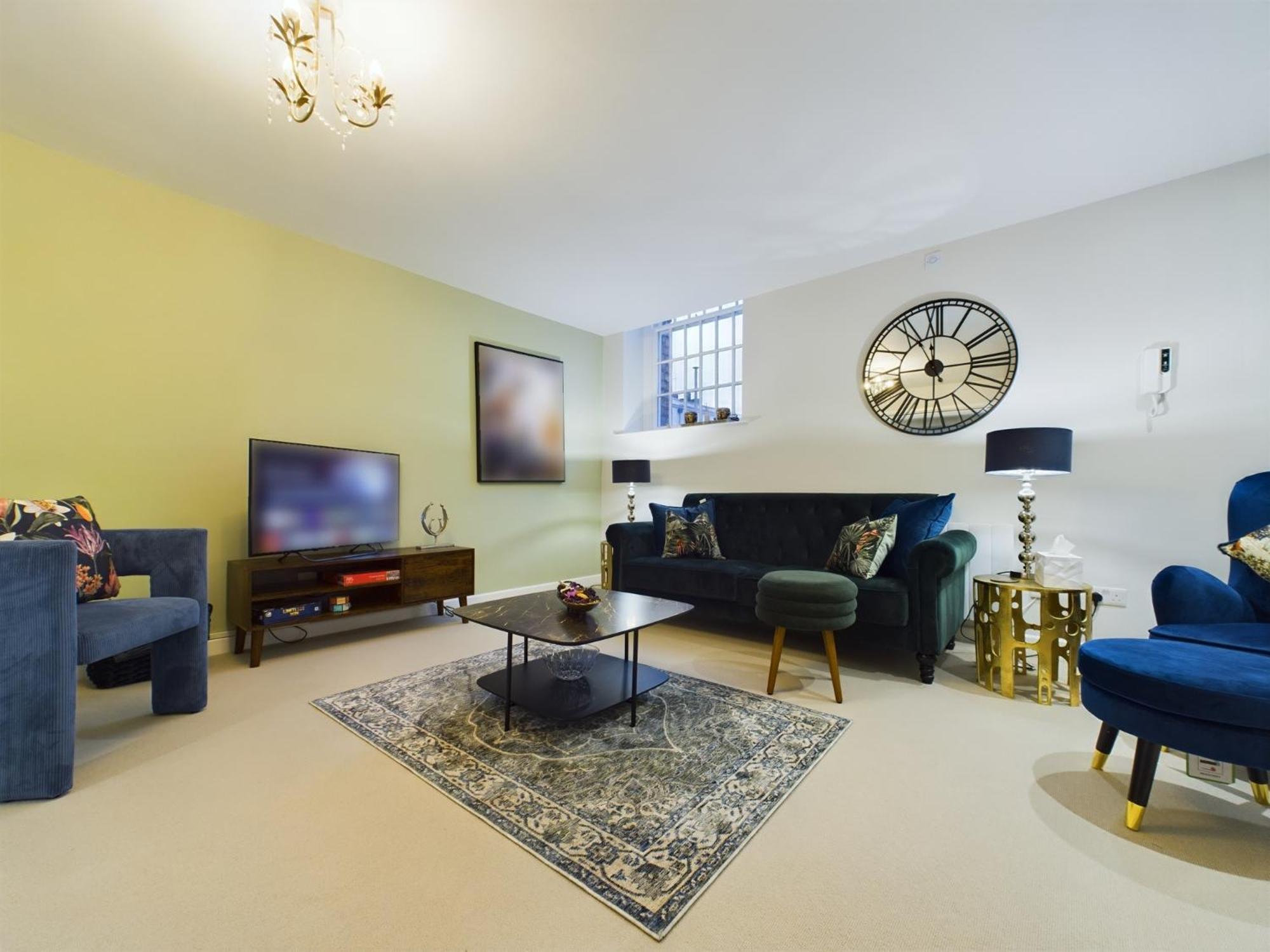 Апартаменты Modern Duplex Central Free Parking Wi-Fi Челтенхам Экстерьер фото