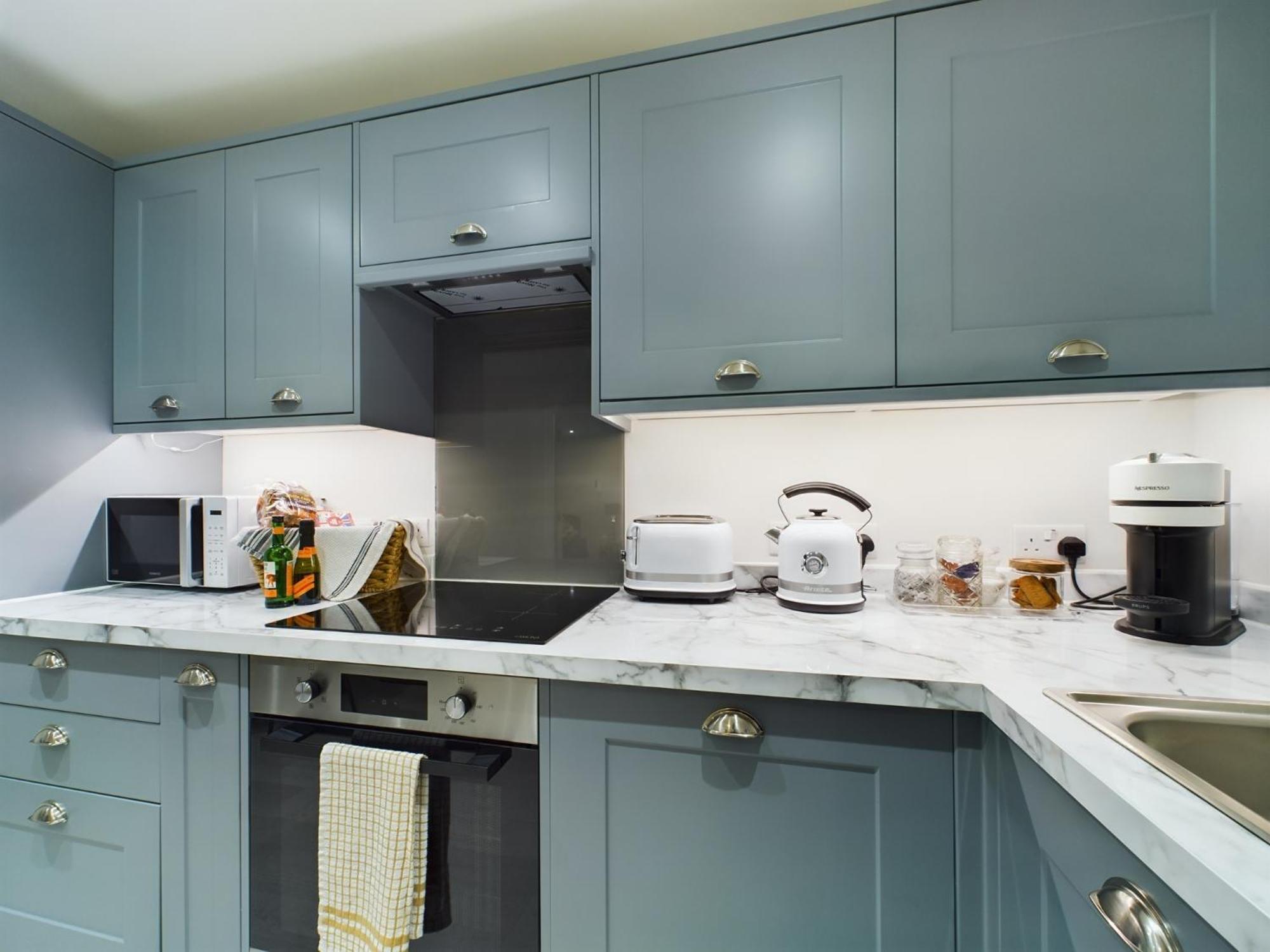 Апартаменты Modern Duplex Central Free Parking Wi-Fi Челтенхам Экстерьер фото